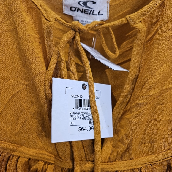 O'Neill Rosie Top in gold Yellow - Picture 6 of 8